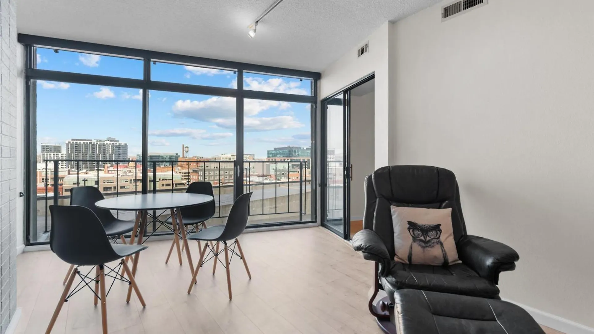 1777 Larimer St #903 Denver Apartment